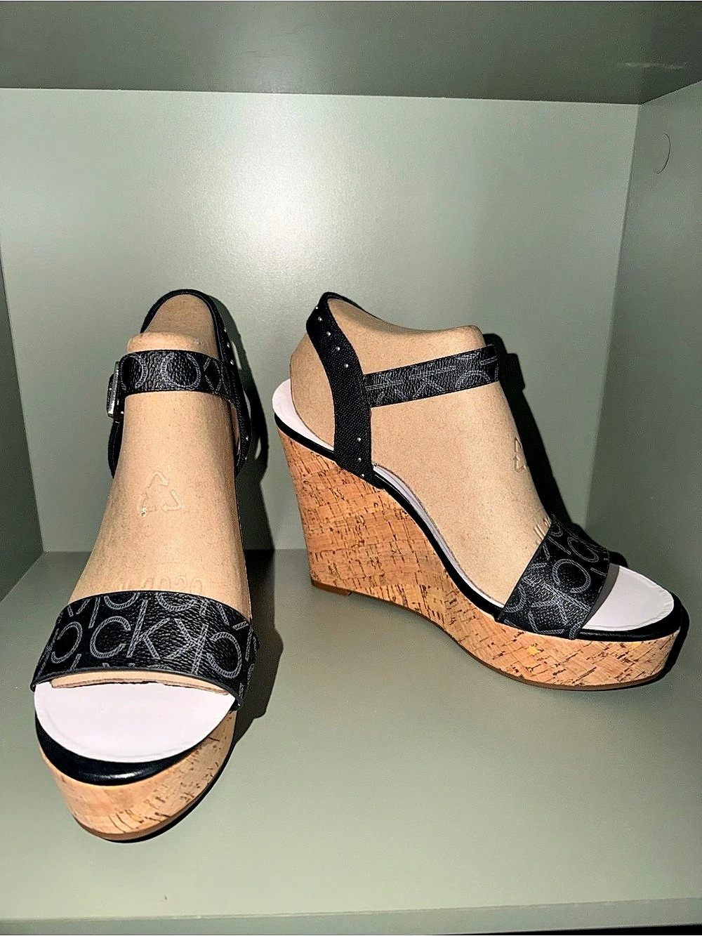 Calvin Klein Karmona Wedge Sandal Black & Tan US 8.5 M